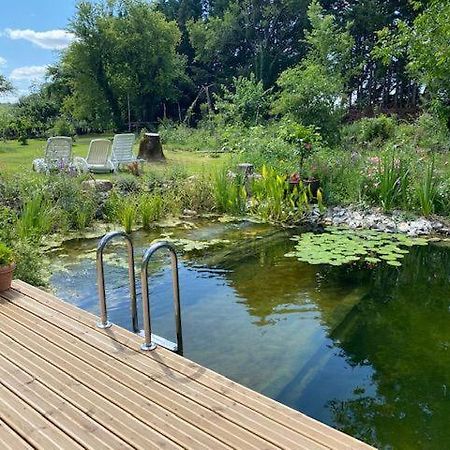 Bed and Breakfast Le Moulin Scalagrand Mazieres  Экстерьер фото